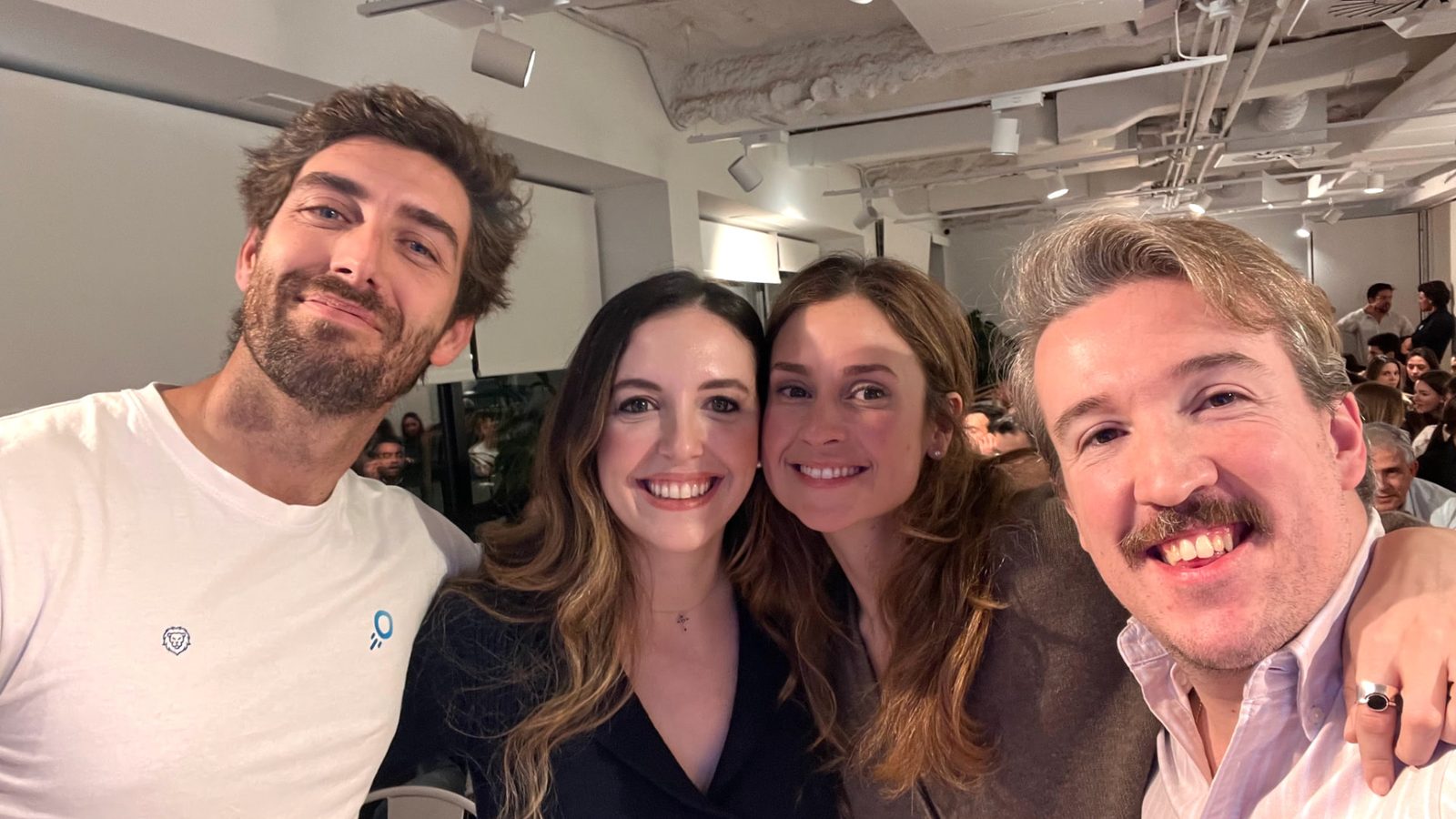 Construyendo sin filtros #10: From corporate to founder: building in the AI era — startup, founder and entrepreneur event in Madrid at Aticco María de Molina, with Pilar Alfonso Rico, Celia de la Hoz Sacasa · Startup Grind Madrid