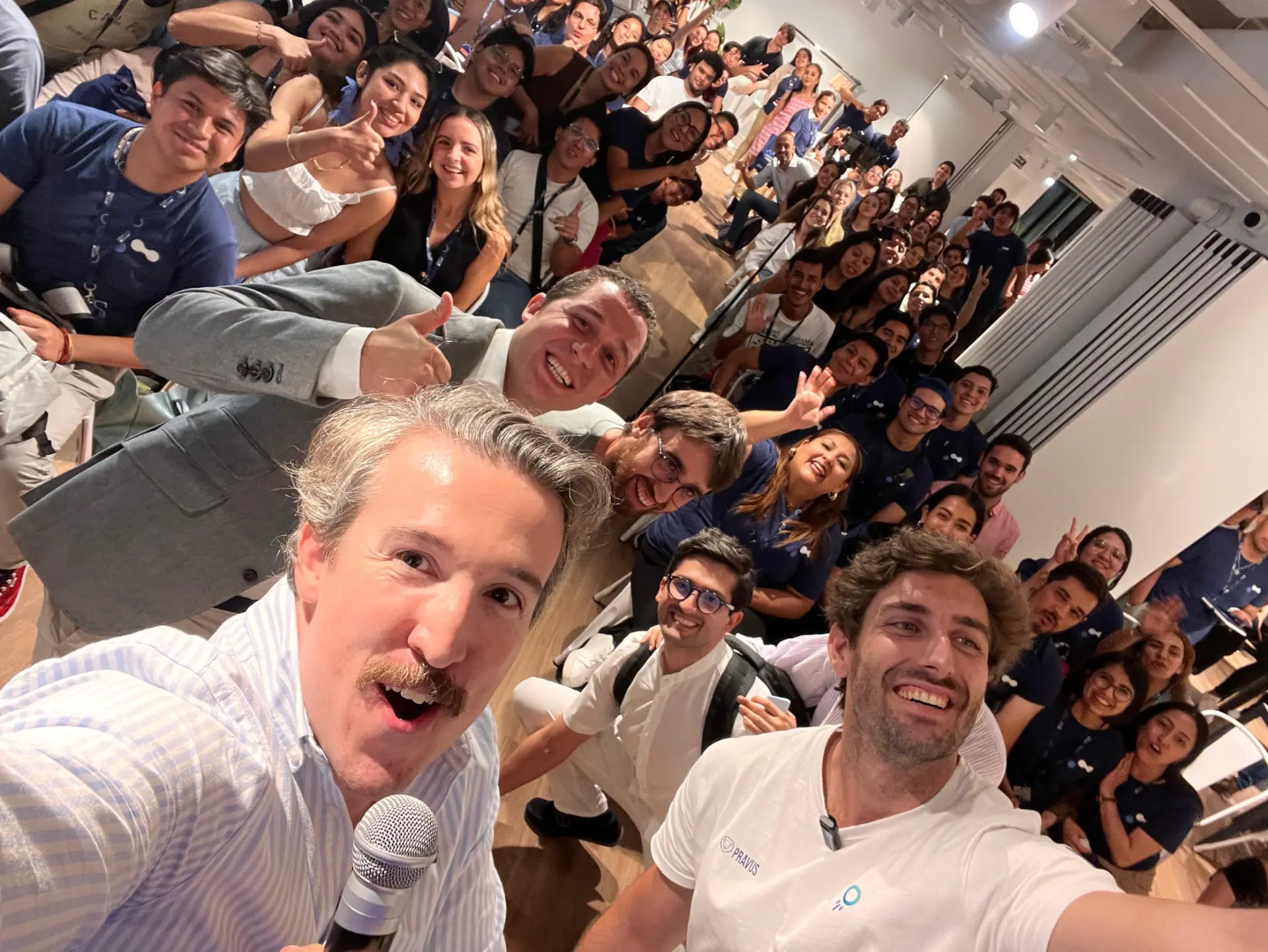Sala llena de emprendedores y founders en una edición de Startup Grind Madrid