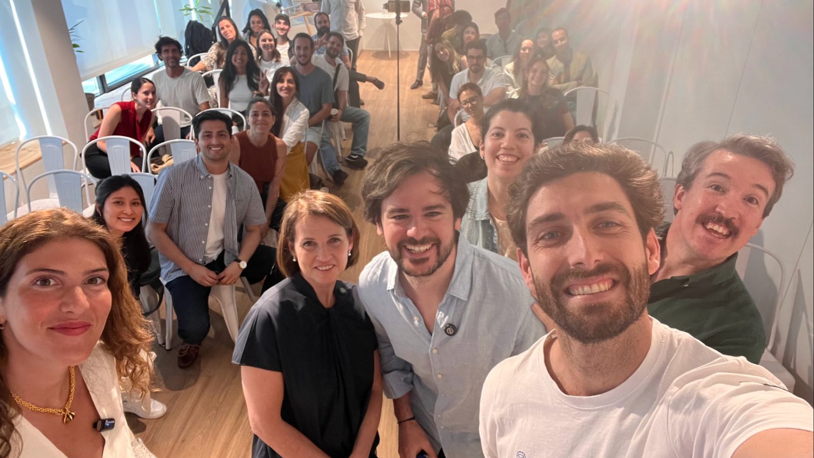 Construyendo sin filtros #1: Expensive dreams, crazy teams and the art of building with purpose — startup, founder and entrepreneur event in Madrid at Aticco María de Molina, with Sergio Arjona, María José González-Barros Bellsola, Alejandra Bogas Tapia · Startup Grind Madrid