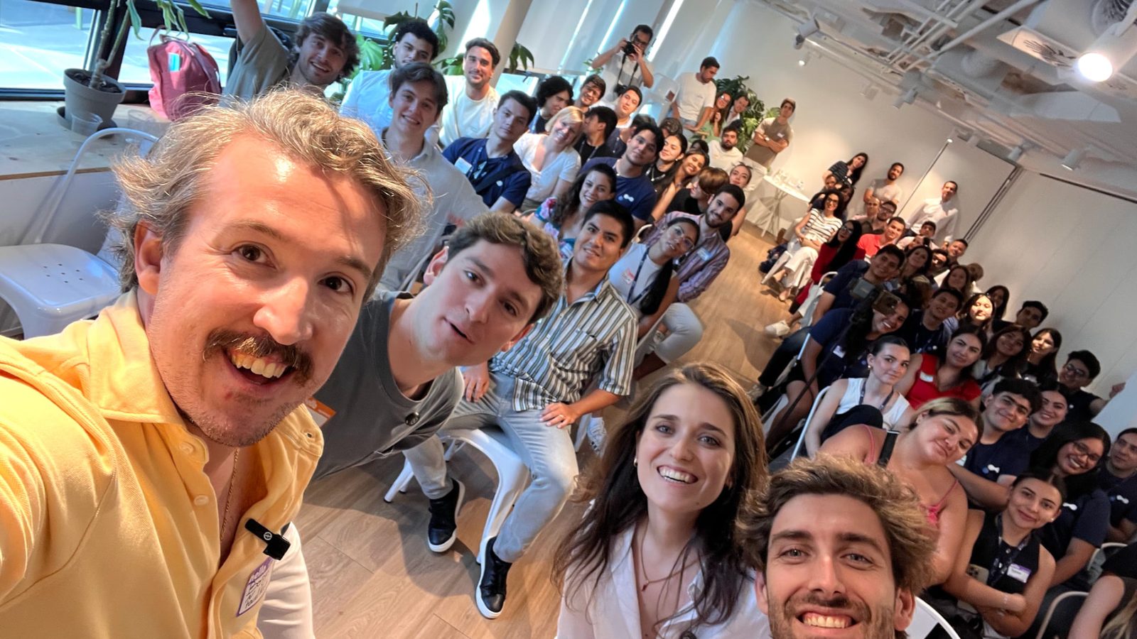 Construyendo sin filtros #3: Cofounders in action: synergies that push ideas forward — startup, founder and entrepreneur event in Madrid at Aticco María de Molina, with Belén Pons Luis, Julián Azofra · Startup Grind Madrid